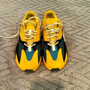 Yeezys, sunburn, yellow size 10 1/2 very comfortable shoes
